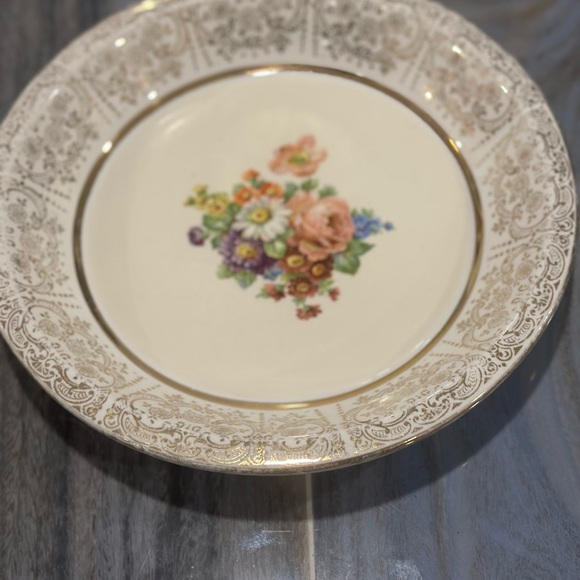 10” Antique Clear Floral China Bowl 22 Carat Gold Trim Beautiful Condition! - Picture 6 of 11